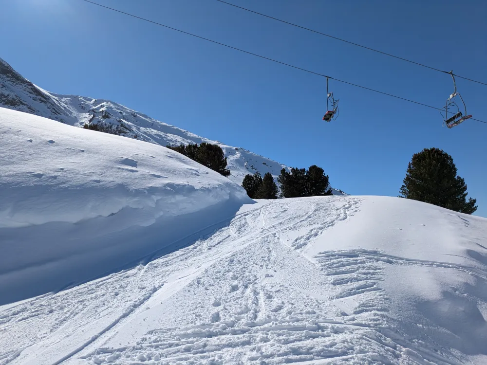 Portes de la vanoise, t2 vue piste, cœur station pietonne, la norma