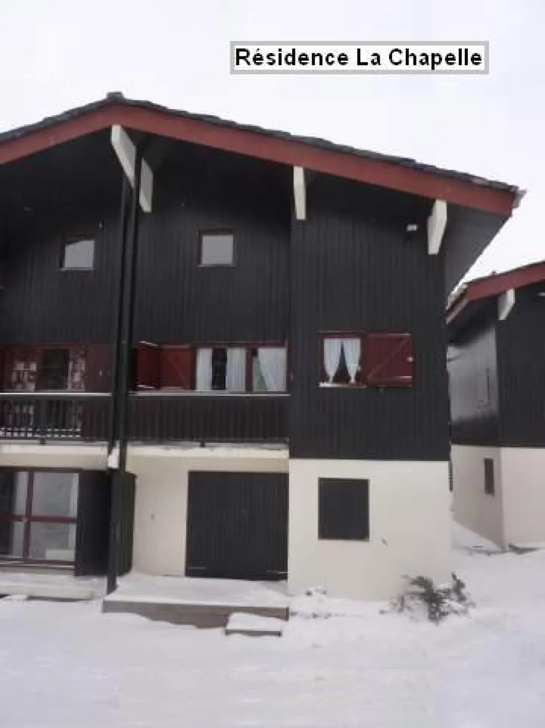 Vue du chalet et de l'appartement