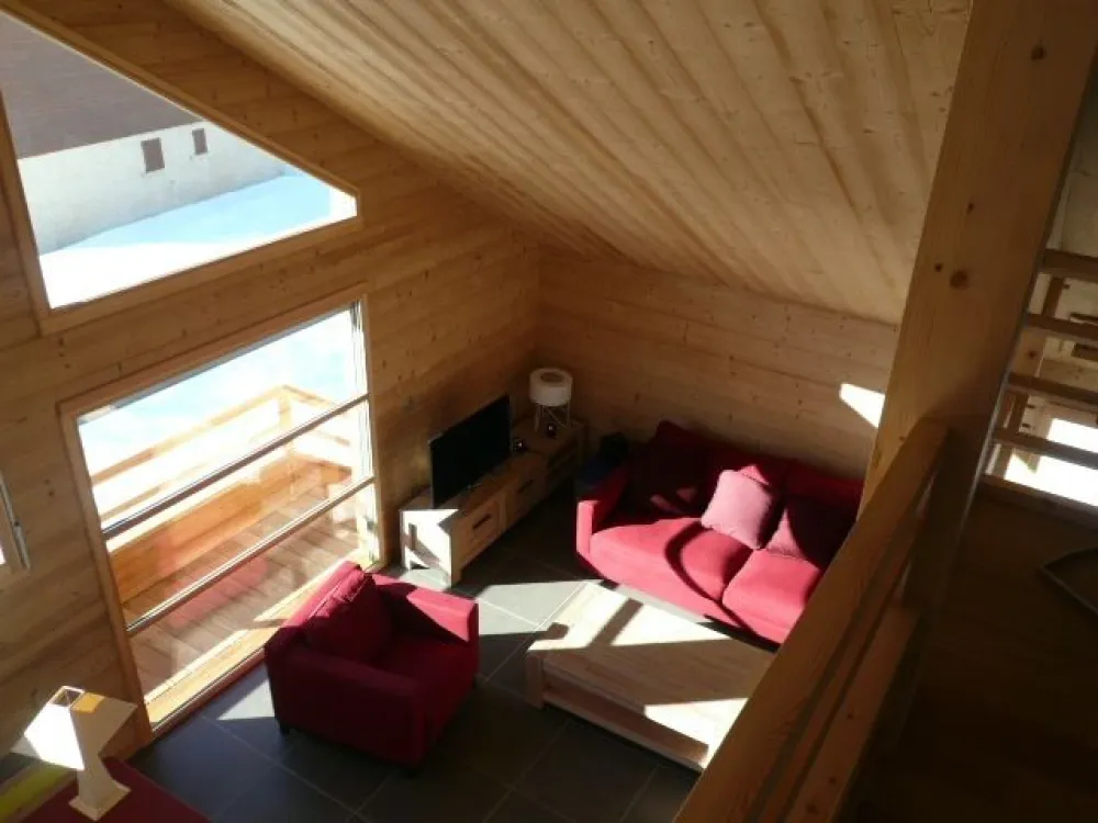 Tres beau salon, cheminée pour hiver 2014