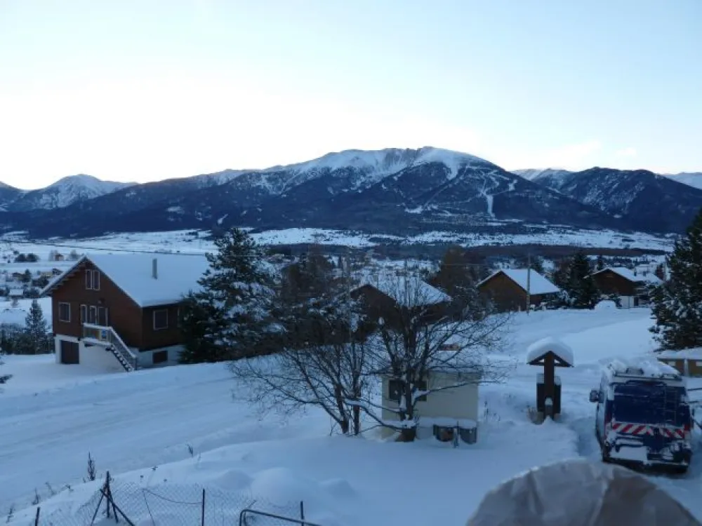 vue du chalet sur les pyrénées