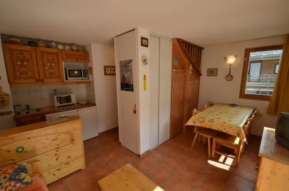 Salon, cuisine et séjour