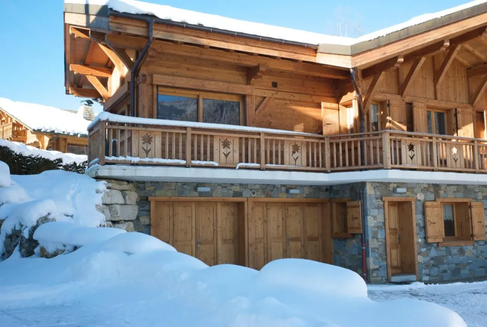 Le chalet sous la neige 