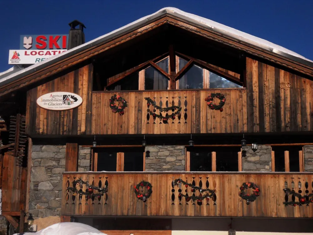 Chalet exposé Sud face aux pistes