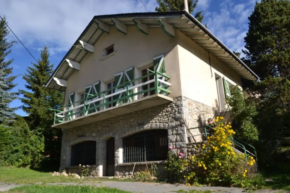 Maison typique de montagne, RDC en pierre de pays