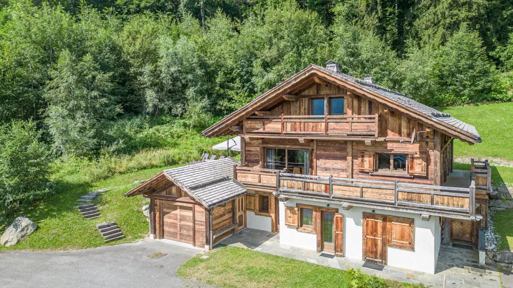 Chalet cocoon, demeure de luxe en vieux bois avec espace wellness