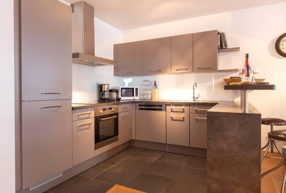 Fully-equipped kitchen