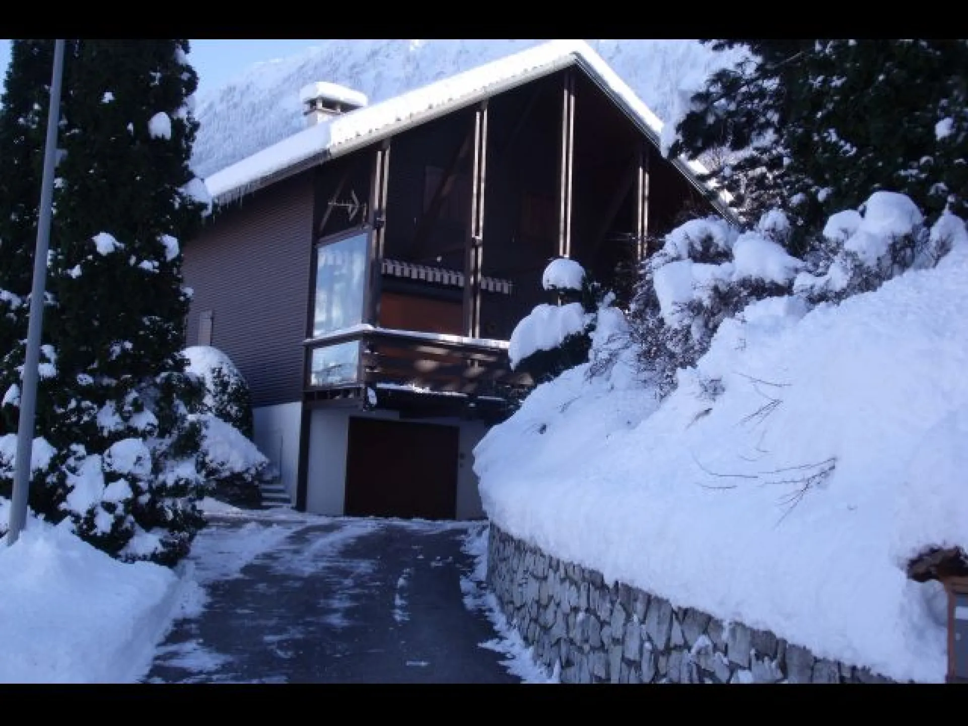 Hiver: Entrée du chalet 