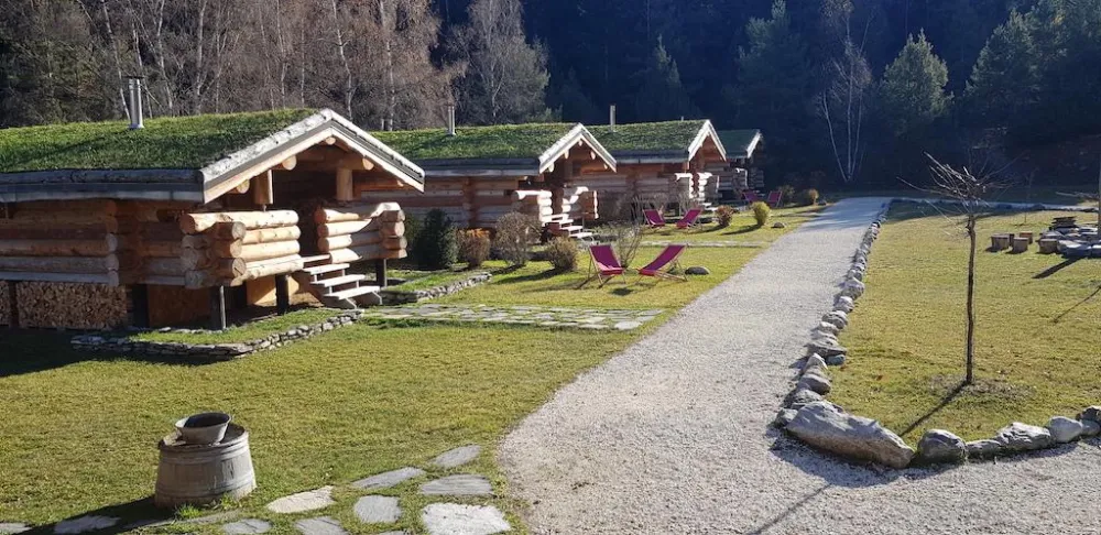 Les cabanes a l'automne
