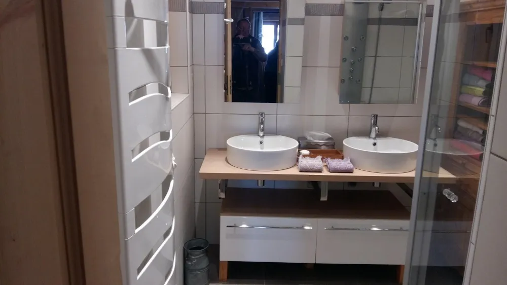 Appartement dans chalet neuf de standing-albanne les karellis