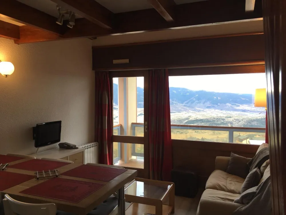 Font romeu / les rouges gorges - appt magnifique vue plein sud