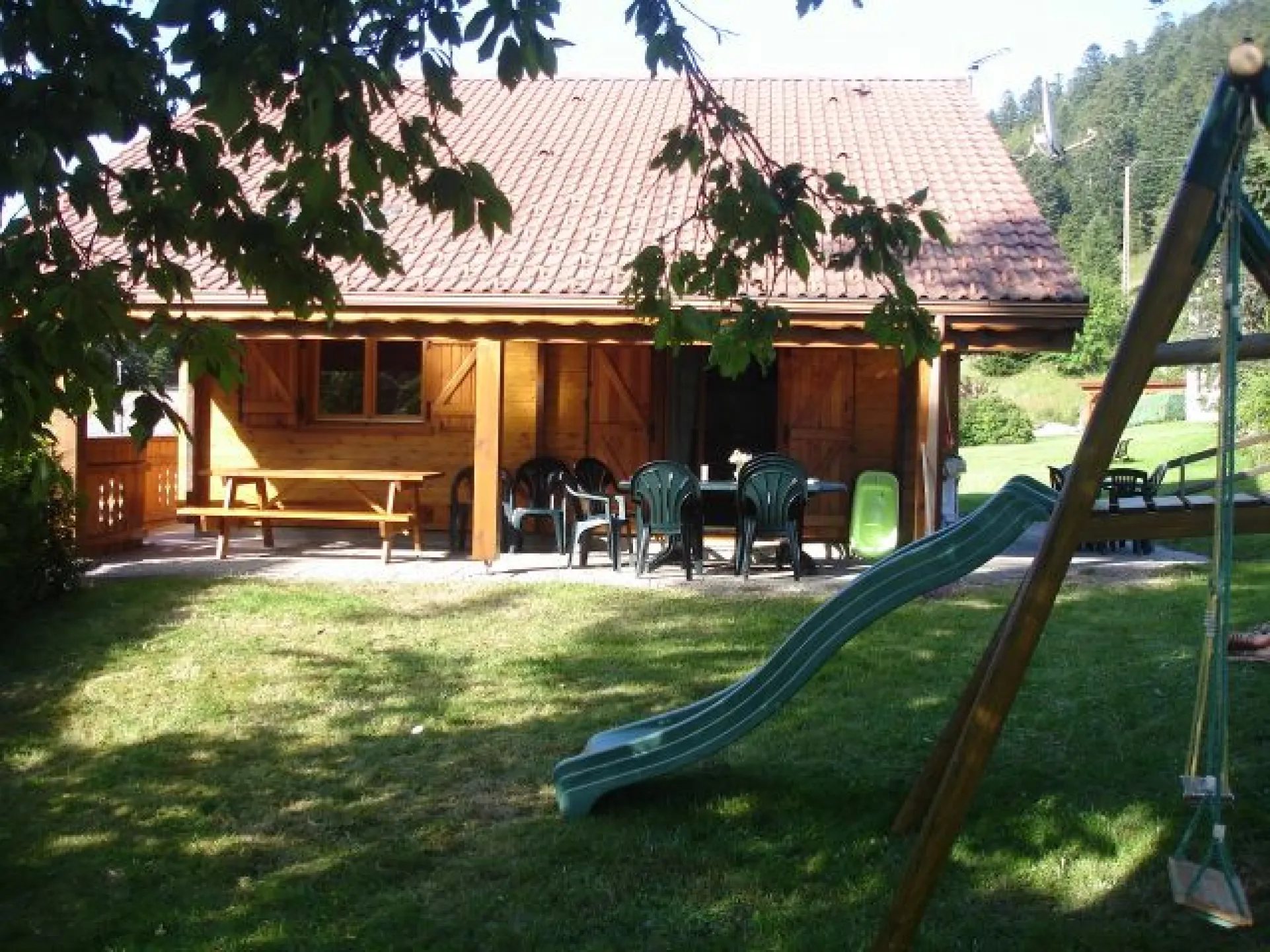 Chalet tout bois pour famille, indépendant, tarif tout compris