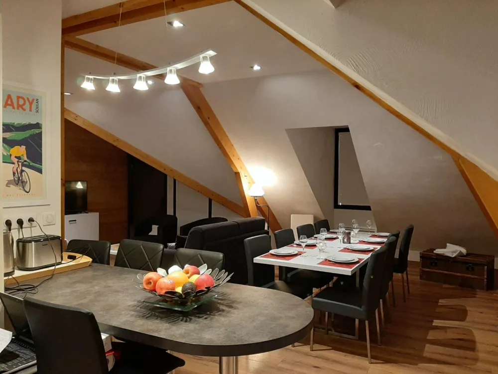 Salon-salle à manger-plan bar