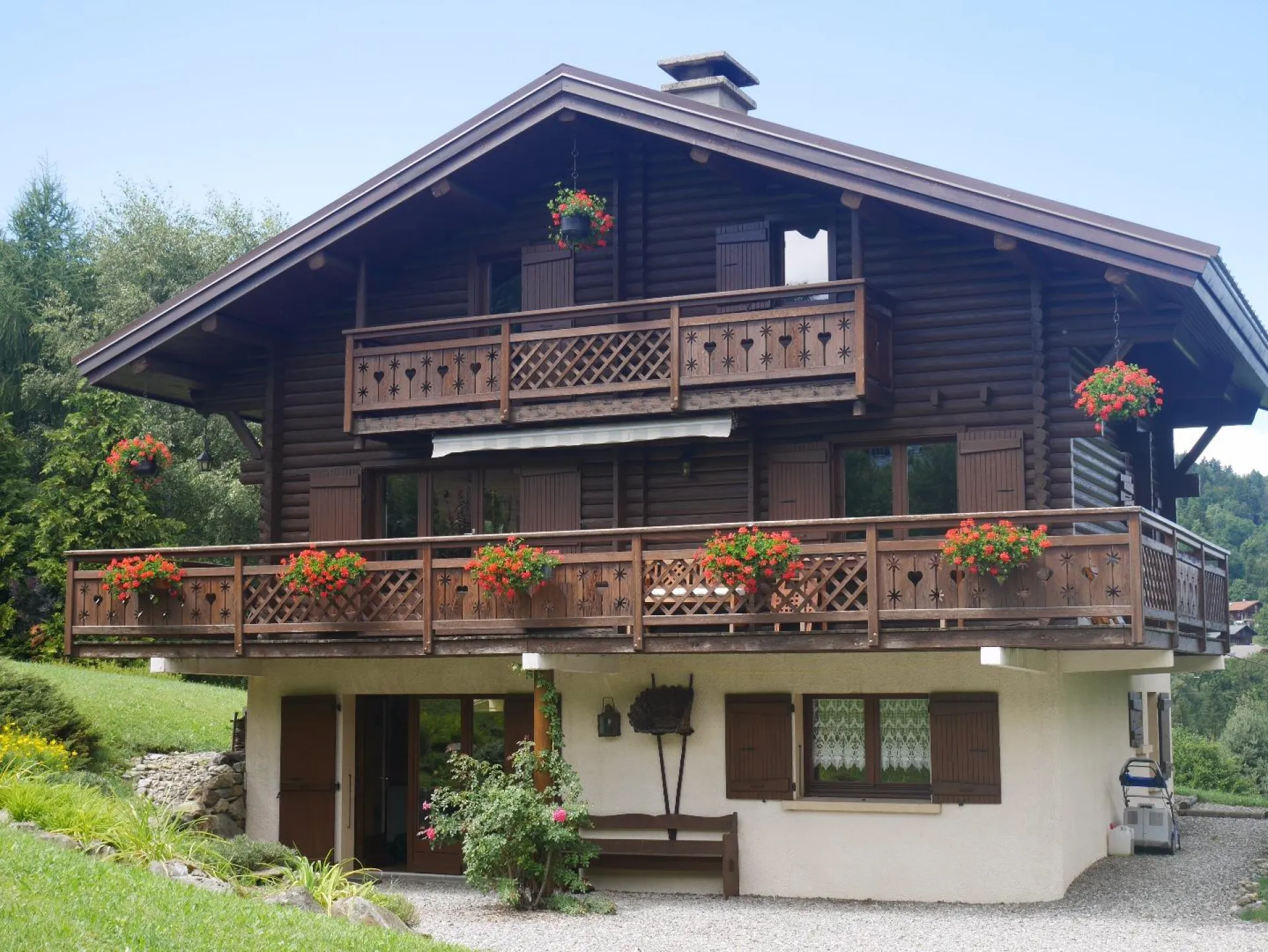 Chalet de face été
