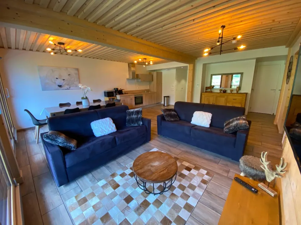 Residence le grenier appartement neuf ski aux pieds 8 pers