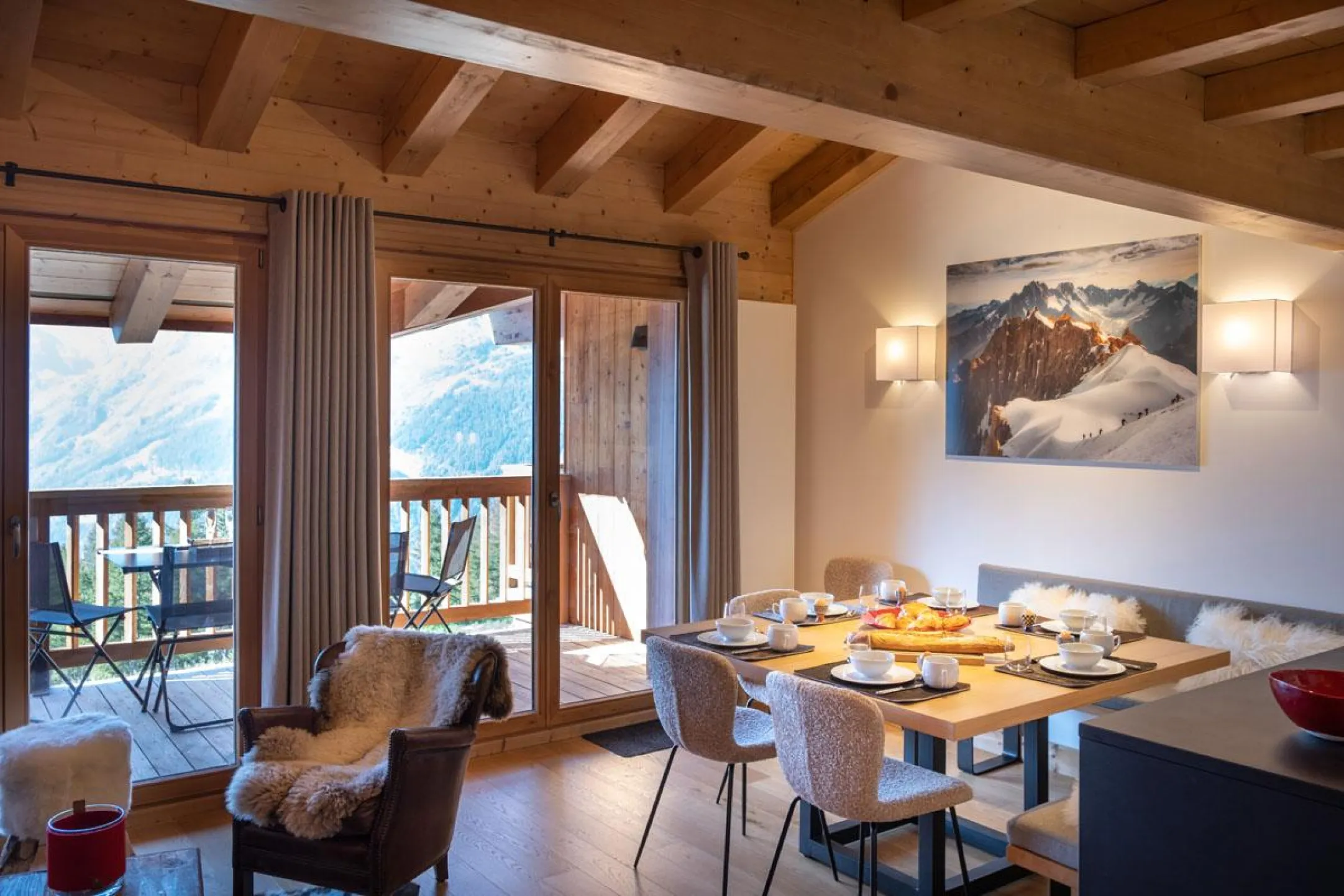 Chalet grivola triplex gentiane 100m², full services 4*, 3 chbr, 2 sdb/d, 3 balcons sud et 2 parkings
