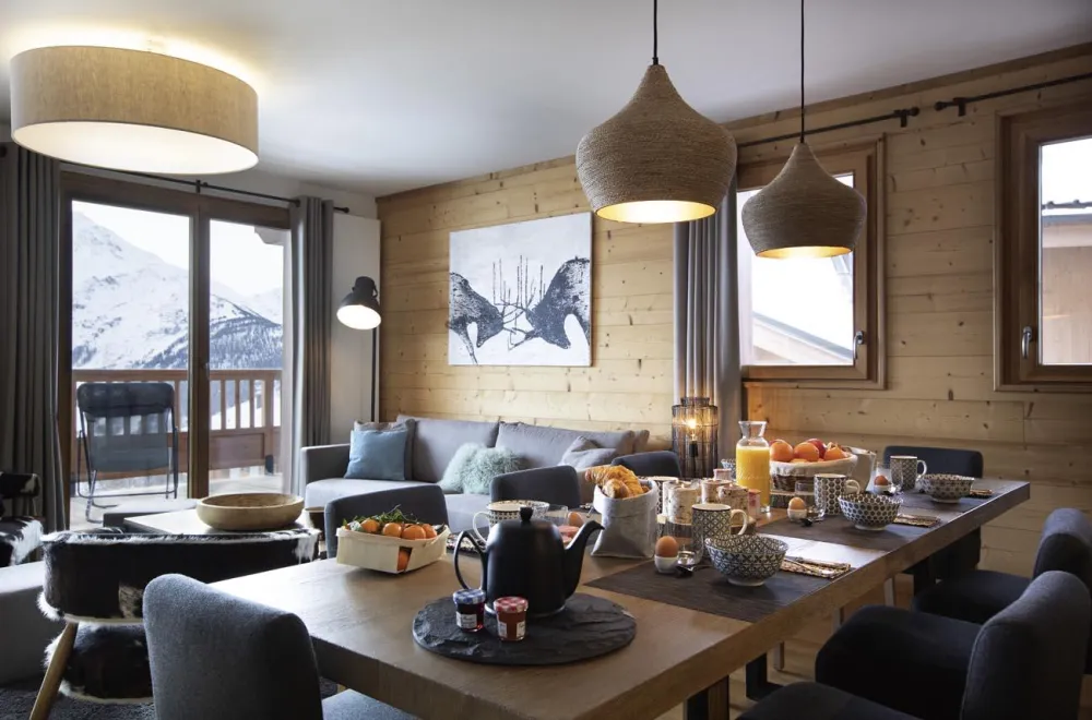 Chalet grivola appart digitale 130m², full services 4*, 4 chbr, 4 sdb/d, balcon sud et 2 parkings