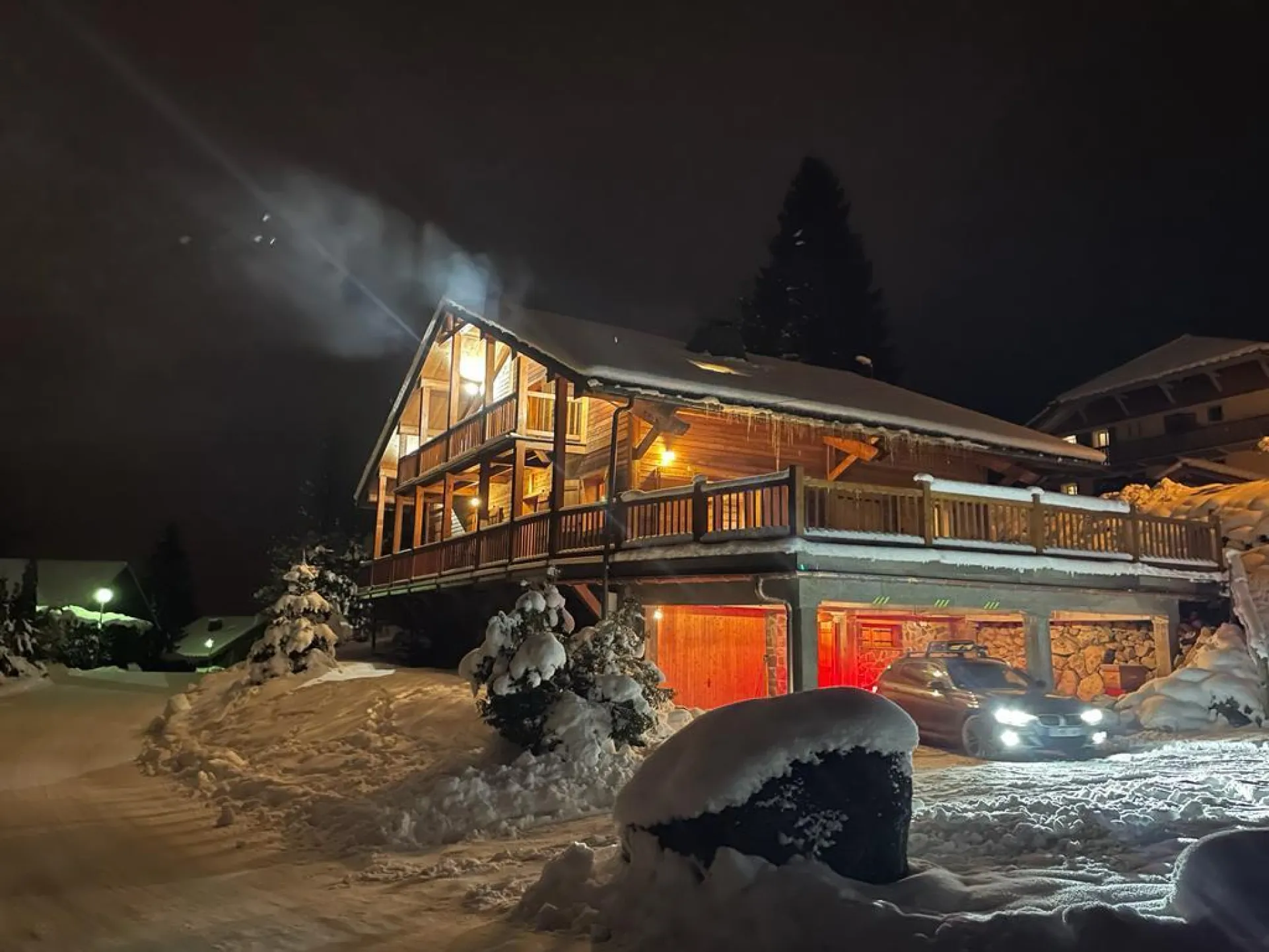 Chalet proche morzine avoriaz grande capacite spa sauna cheminee