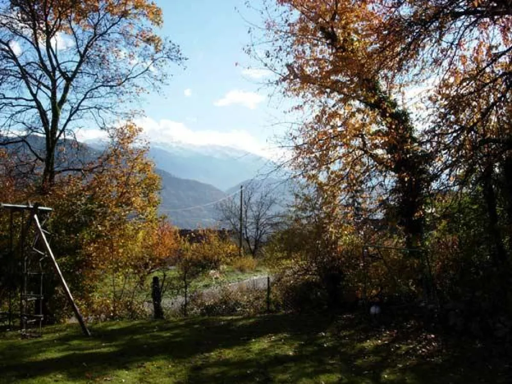 (ancienne) vue depuis la maison sur le massif de Belledonne