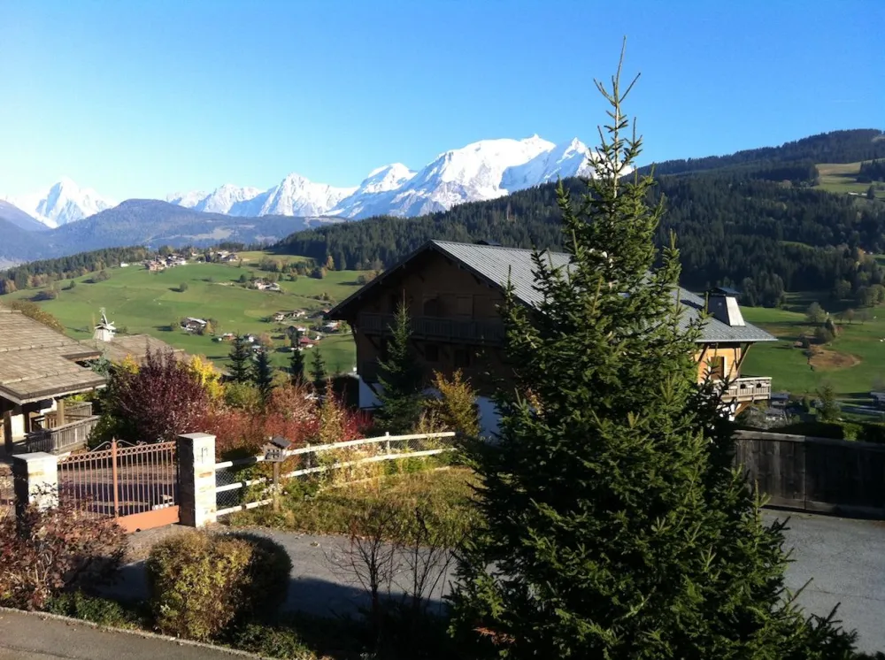 Megeve appart en chalet - face au mont blanc -