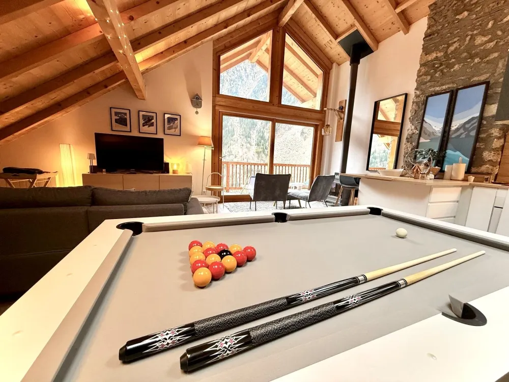 pool table 