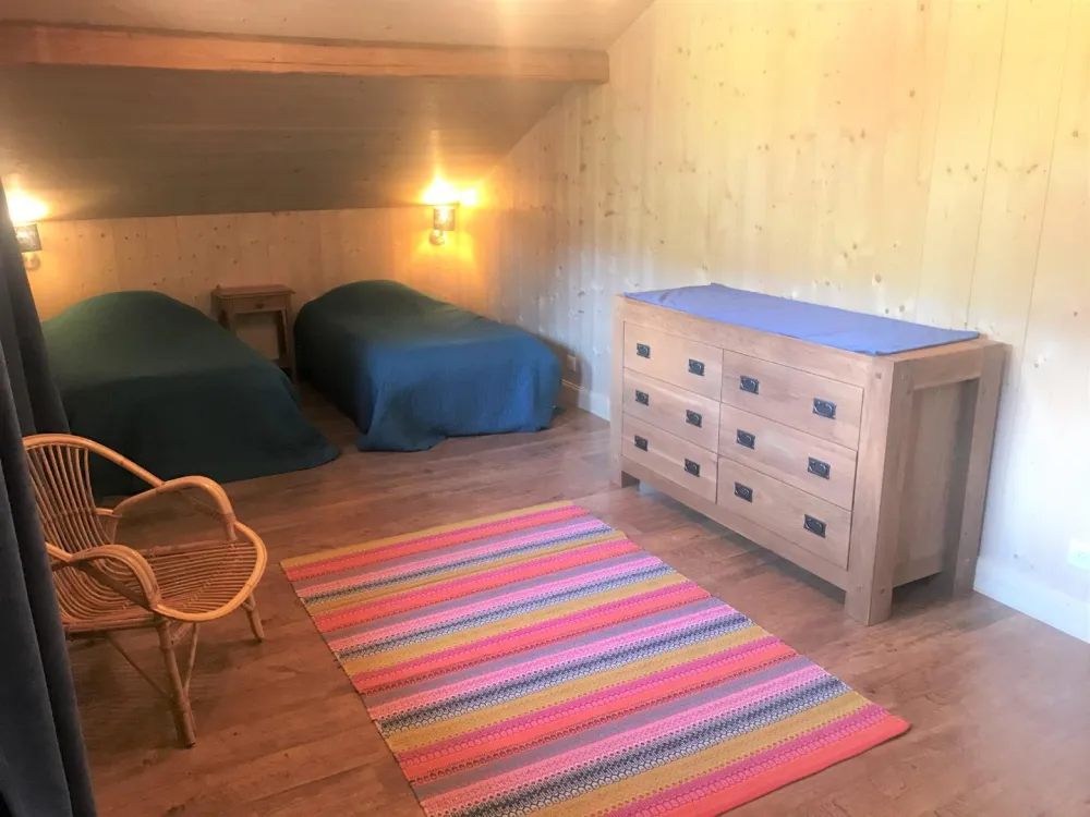 chambre S étage 4 lits simple 
