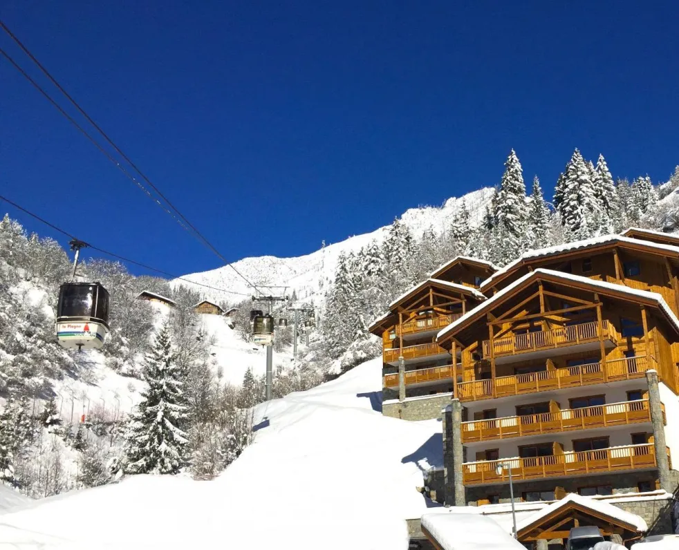 Duplex 10 pers - 4 chambres - pied des pistes