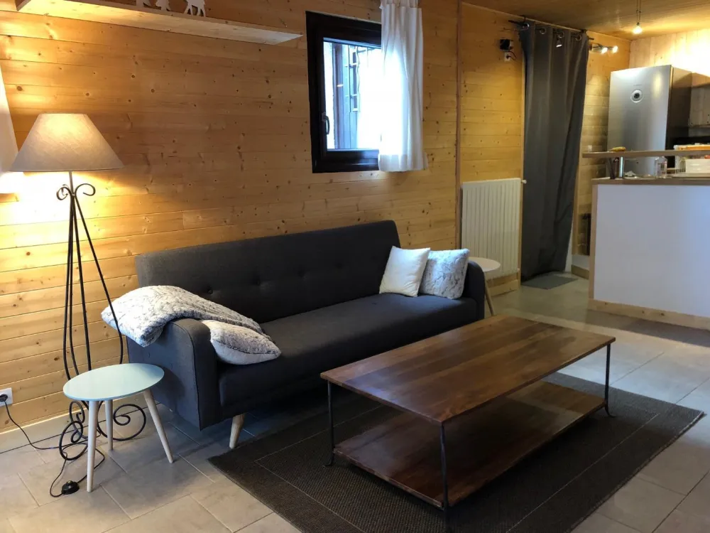 Ref. christian - charmant appartement entièrement rénové