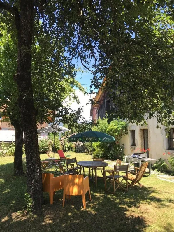 Grand chalet, entre les carroz et morillon, agy
