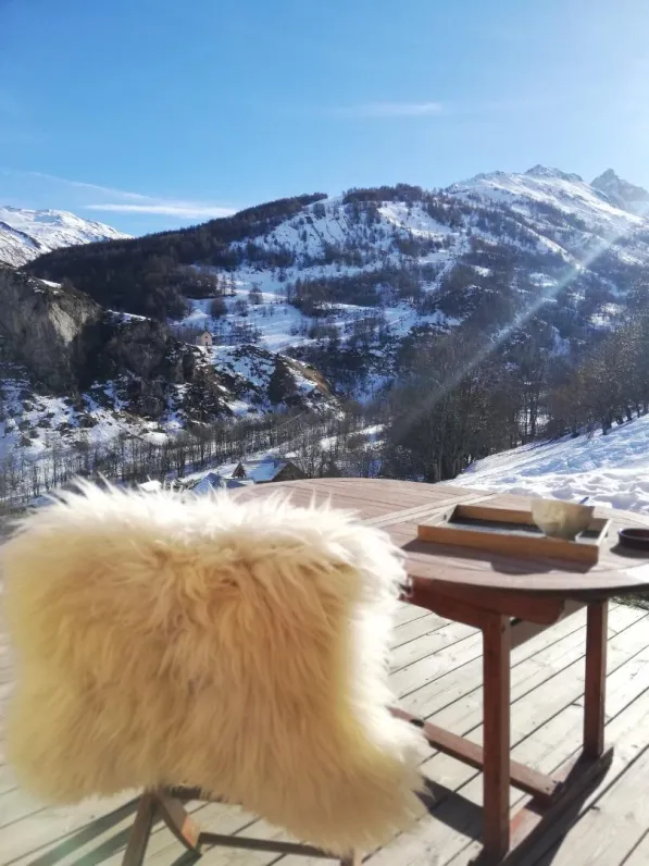 terrasse sud, vue magnifique, calme absolu ! 