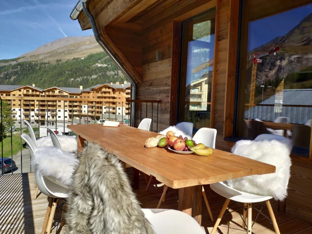 Vue sur la terrasse Ouest