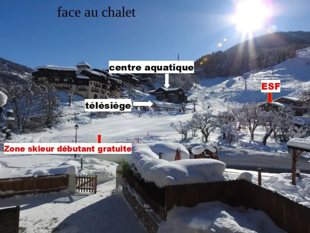 hiver : à 10 m des pistes de ski en hiver et 100 m de la 1ère remontée mécanique