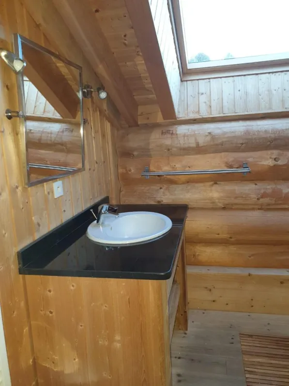 Salle de bain à l'étage