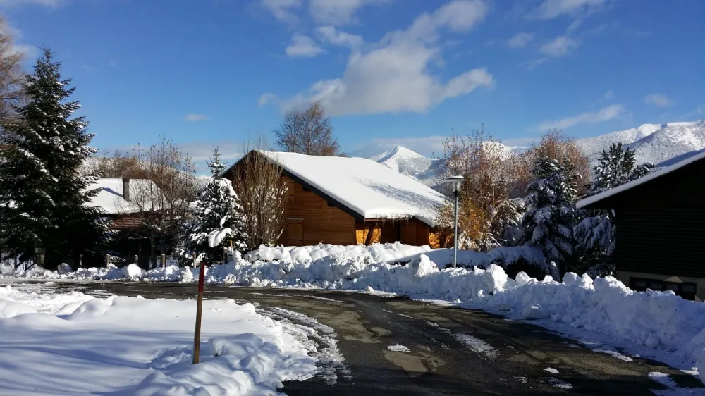 : t3 neuf dans chalet au calme et belle vue