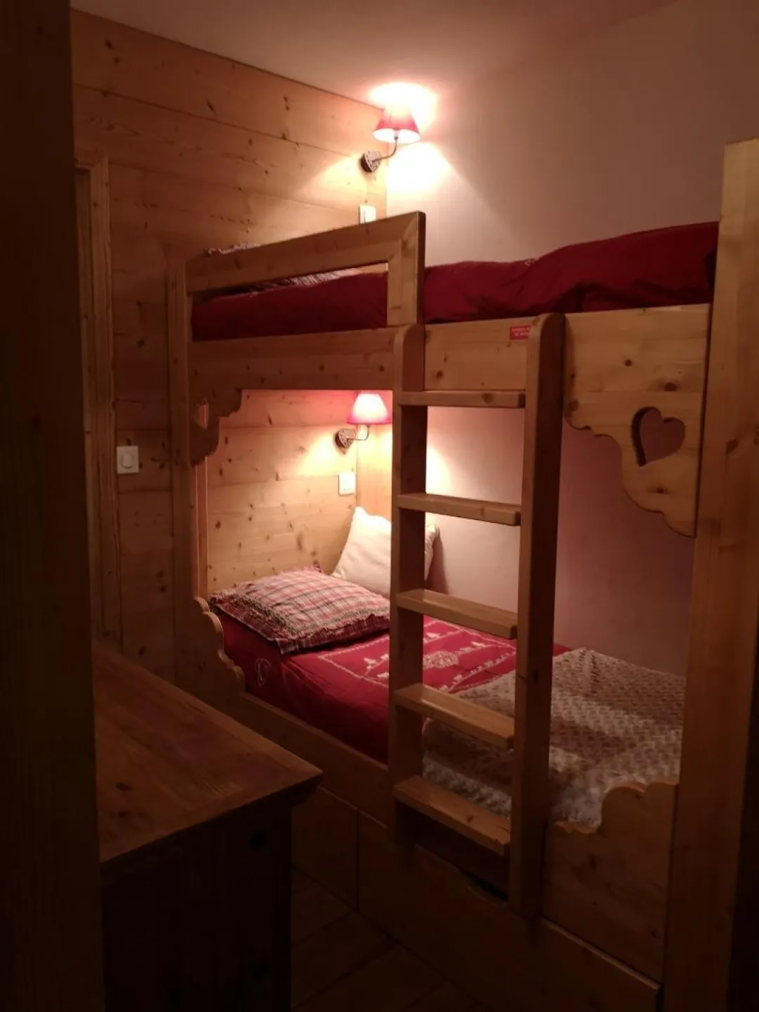 Tignes le lac, rue de la poste,  73320
