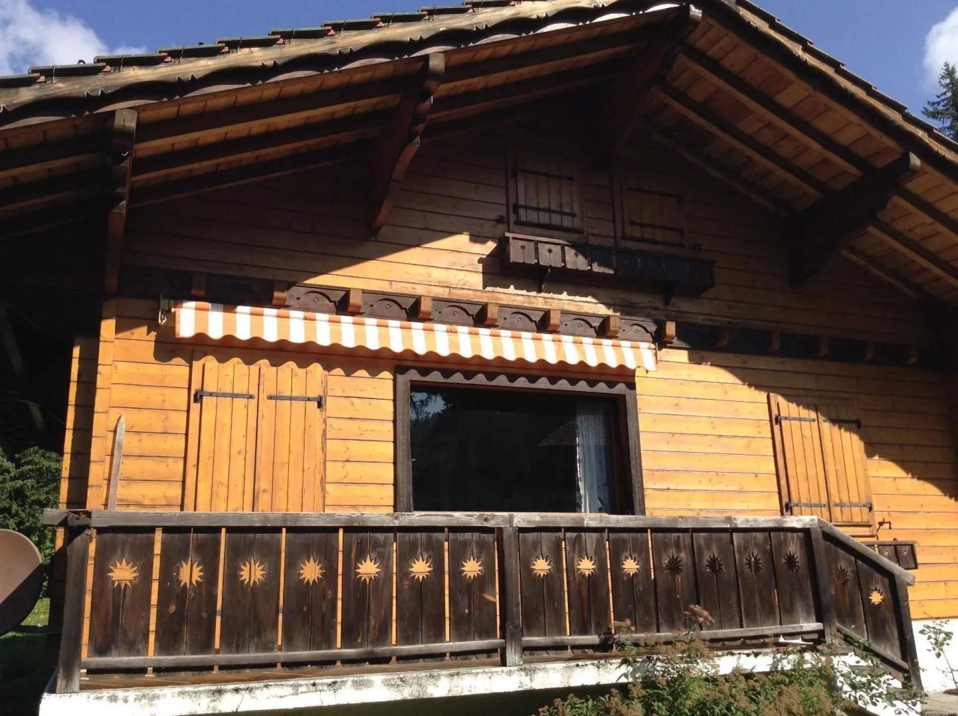 facade principal du chalet