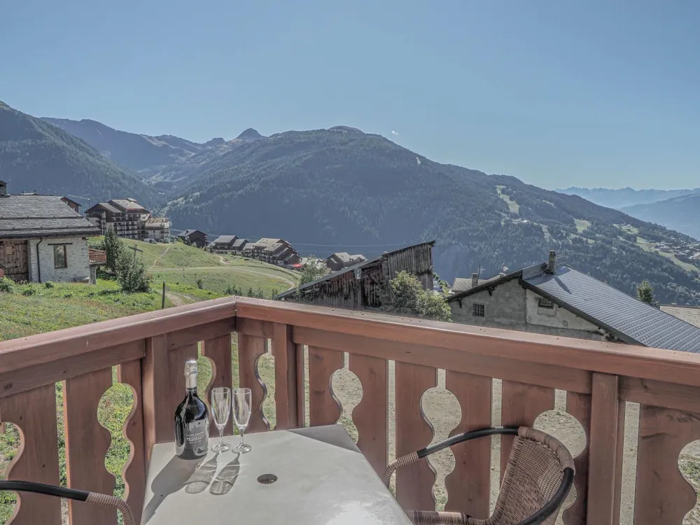 Vue depuis balcon été