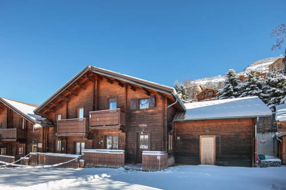 Chalet flocon, skis aux pieds : 5 ch.  12/14 pers.