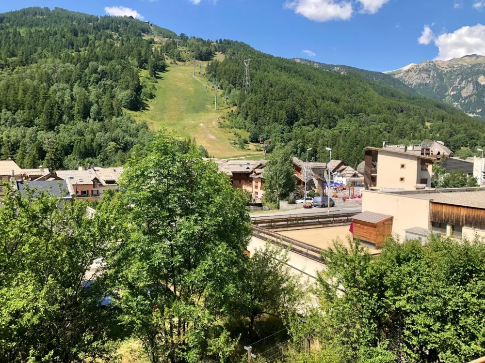 Ref. edelweiss - dans résidence chalet récente à proximité des commerces et des pistes !