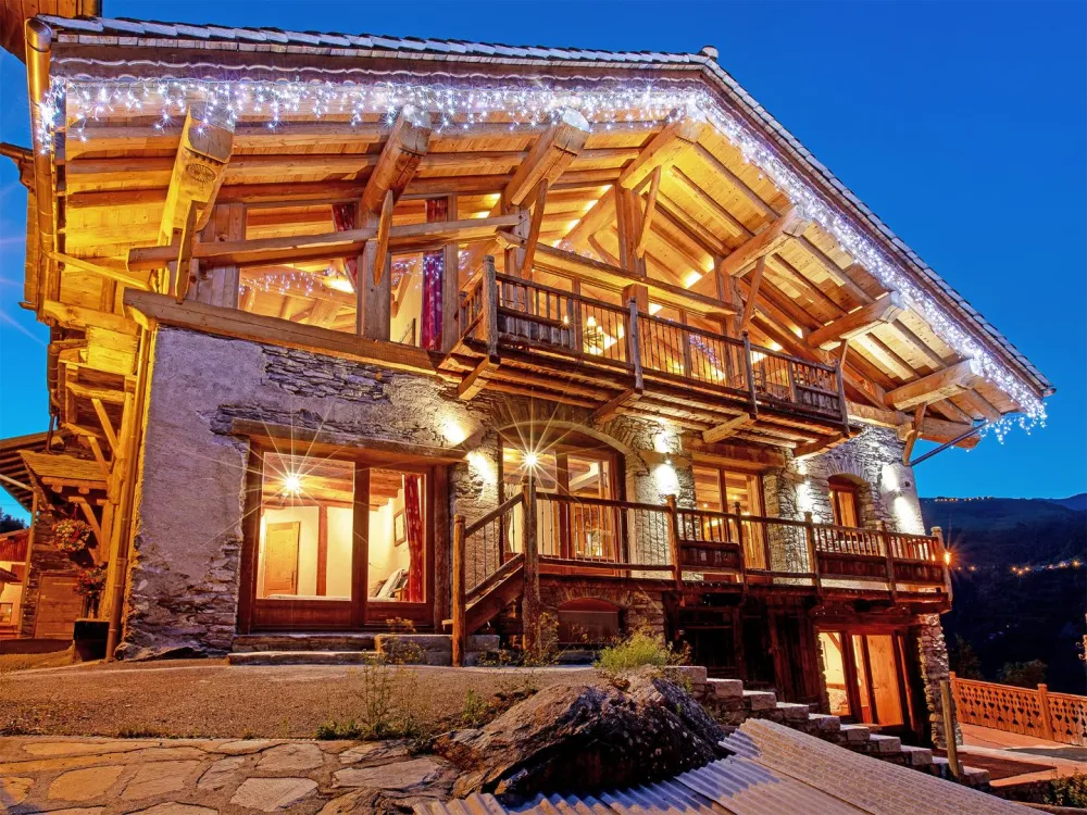 Chalet Farmhouse