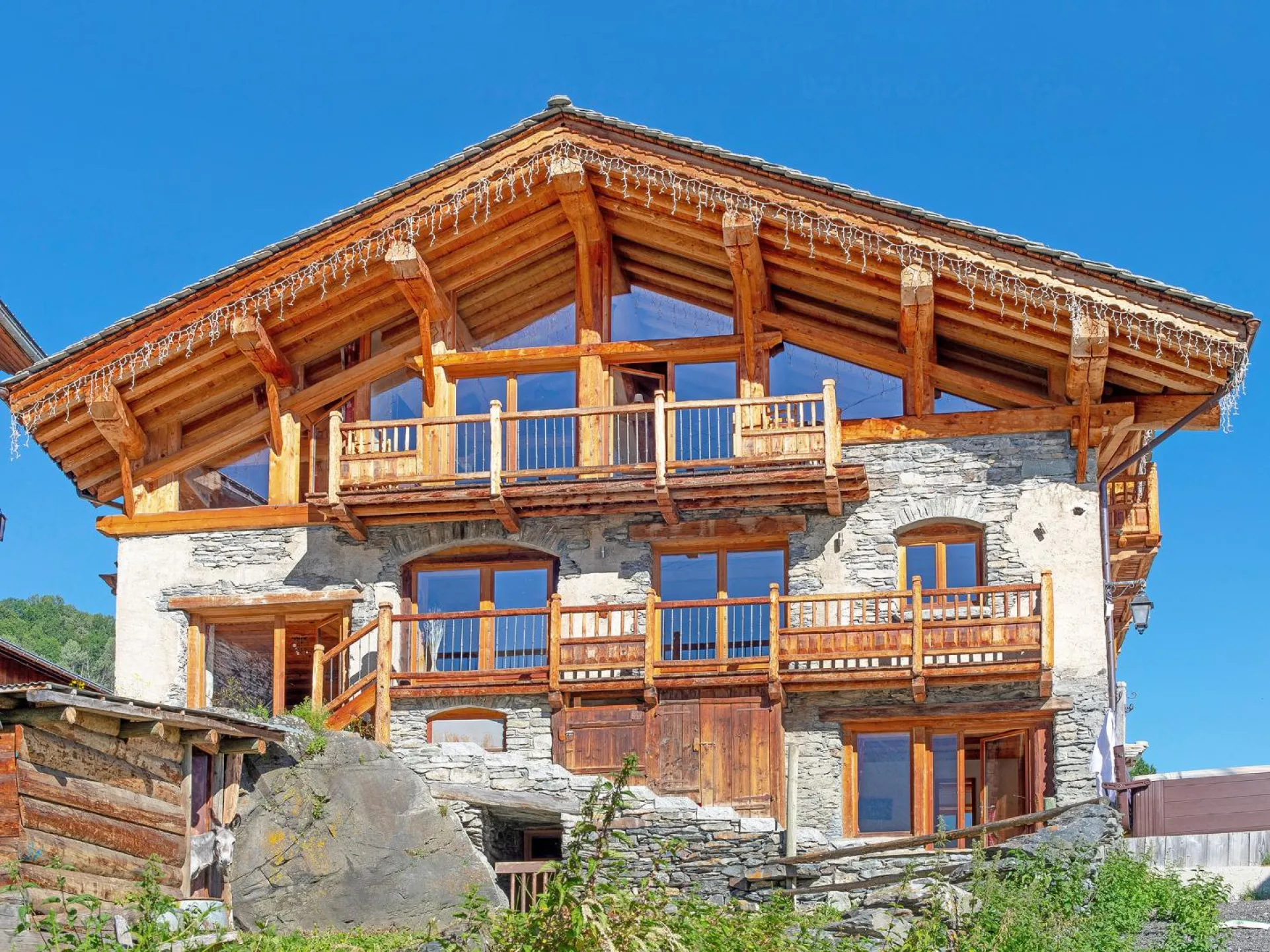 Chalet Farmhouse