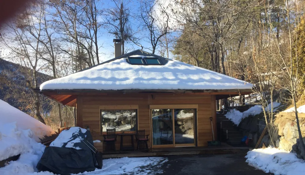 Adorable petit chalet de 51m2 pour quatre personnes