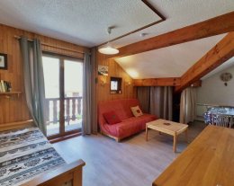 STUDIO 4 PERSONNES DANS LE CENTRE STUDIO 4 PERSONNES DANS LE CENTRE