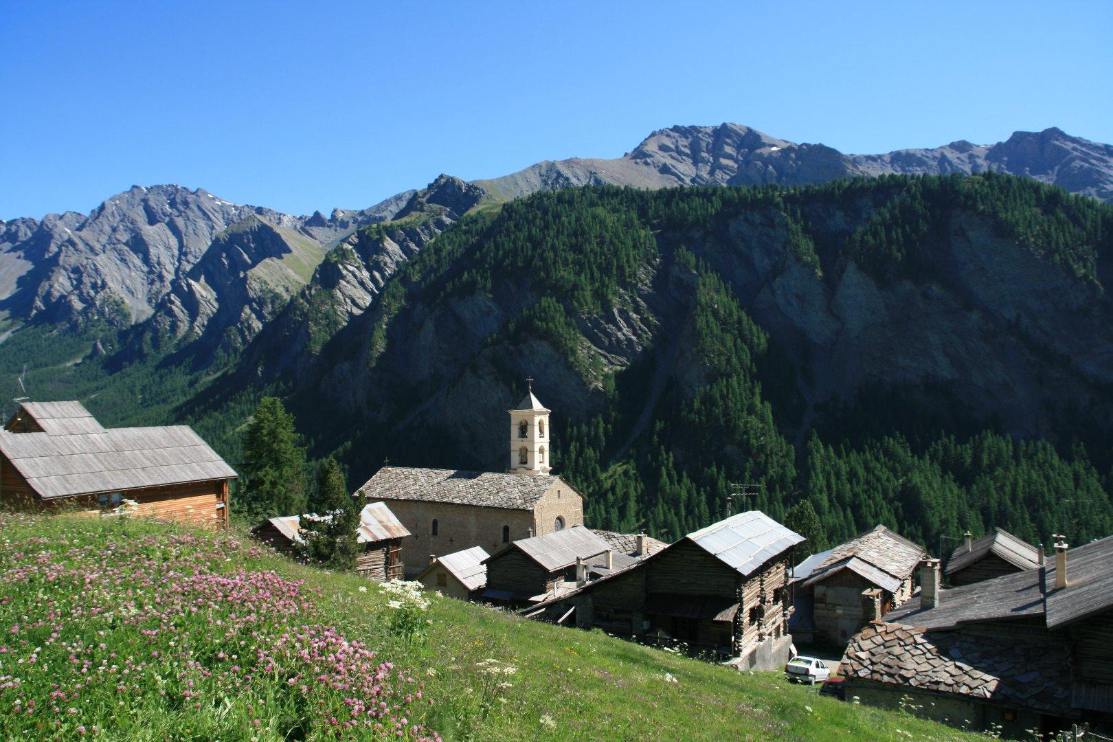 Saint-Véran en été