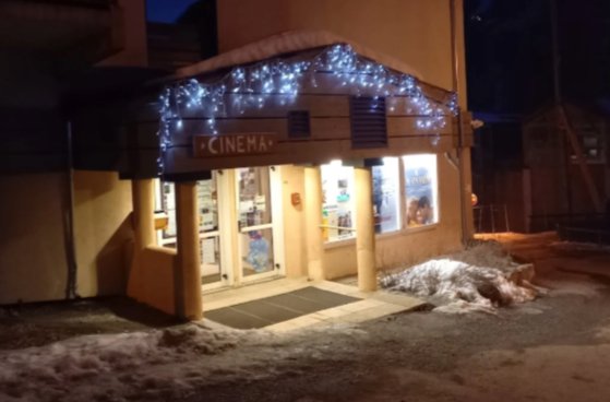 Cinéma Lumière Monêtier les Bains à 5mn à pied du chalet