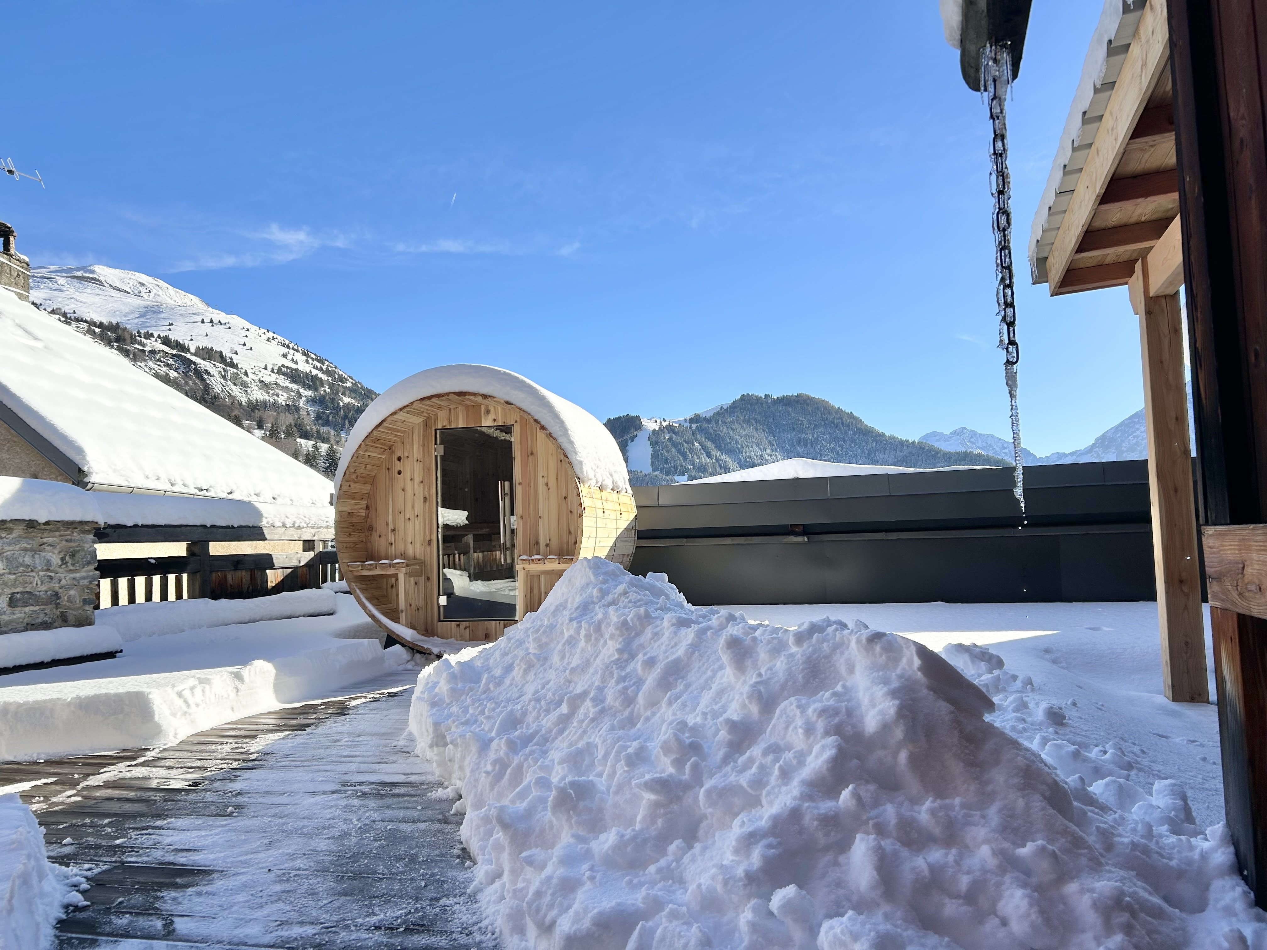 Sauna d'extérieur (2/4 personnes) en hiver