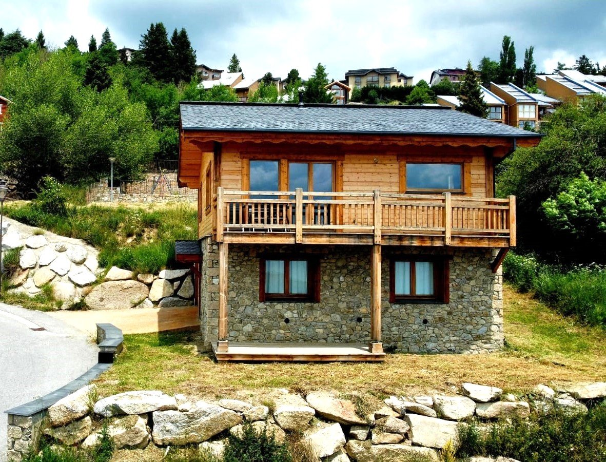 Vue d'ensemble du chalet (Drone)