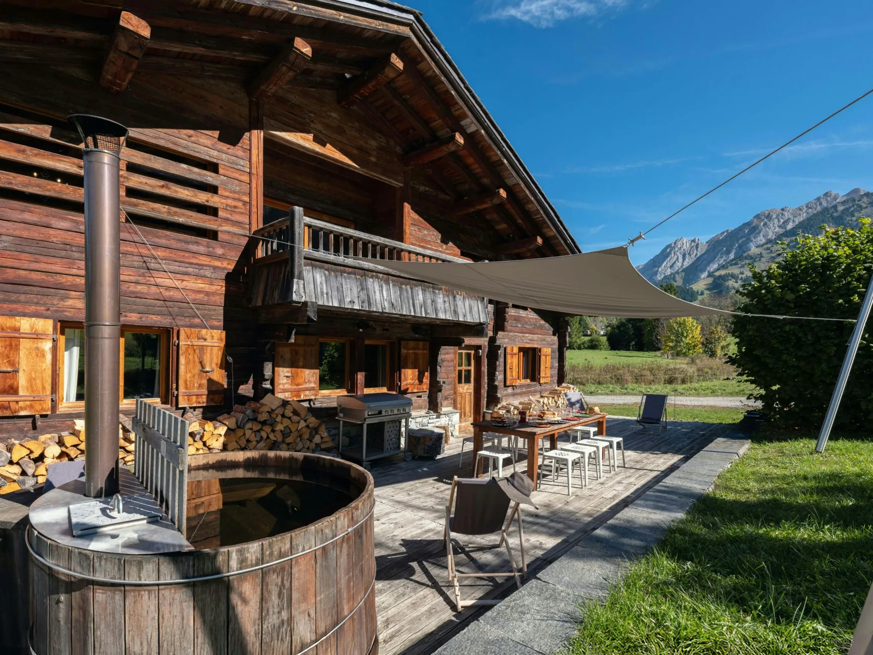 Extérieur été avec jacuzzi & vue