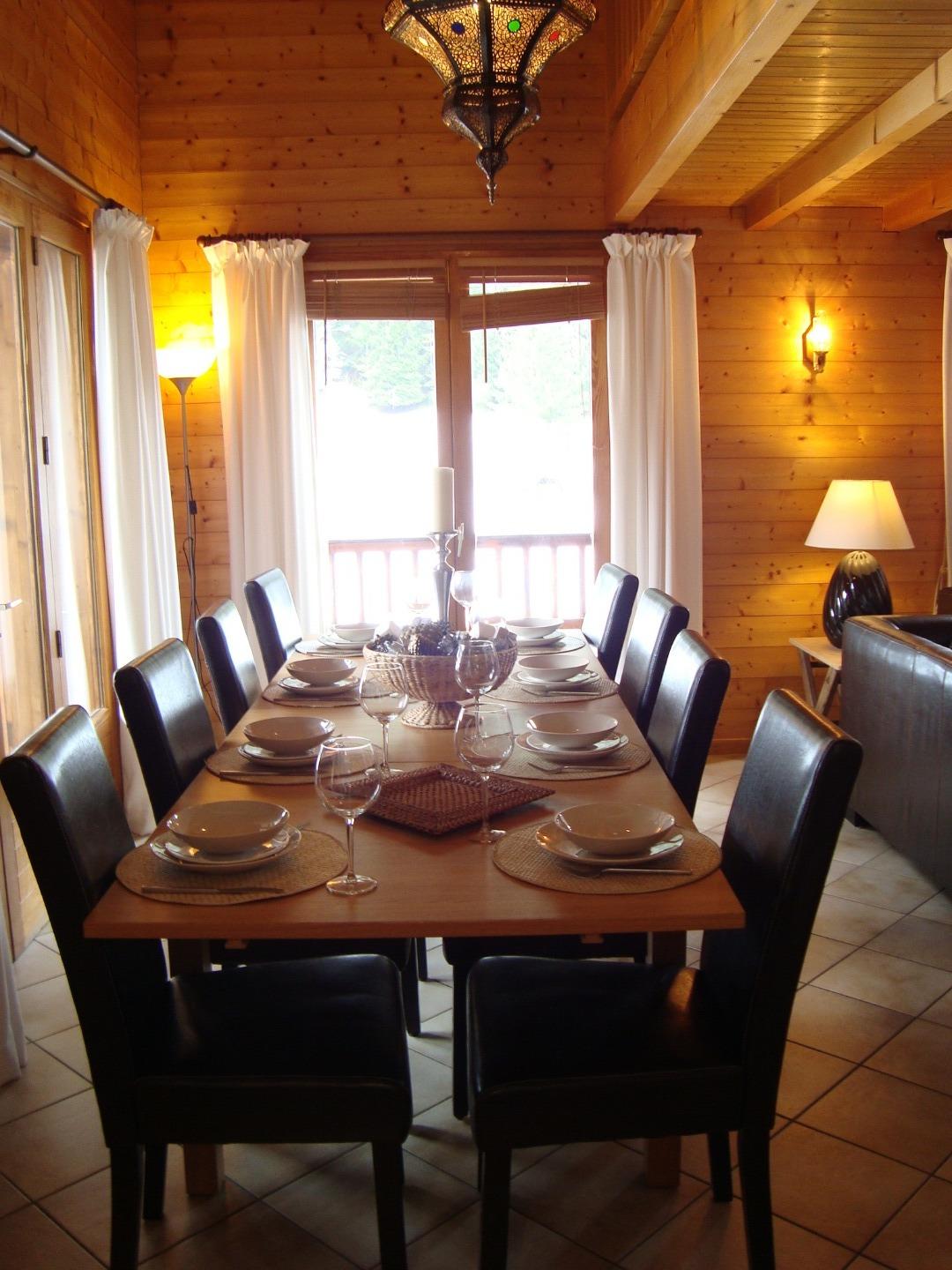 GRANDE TABLE DE 2,60 M 