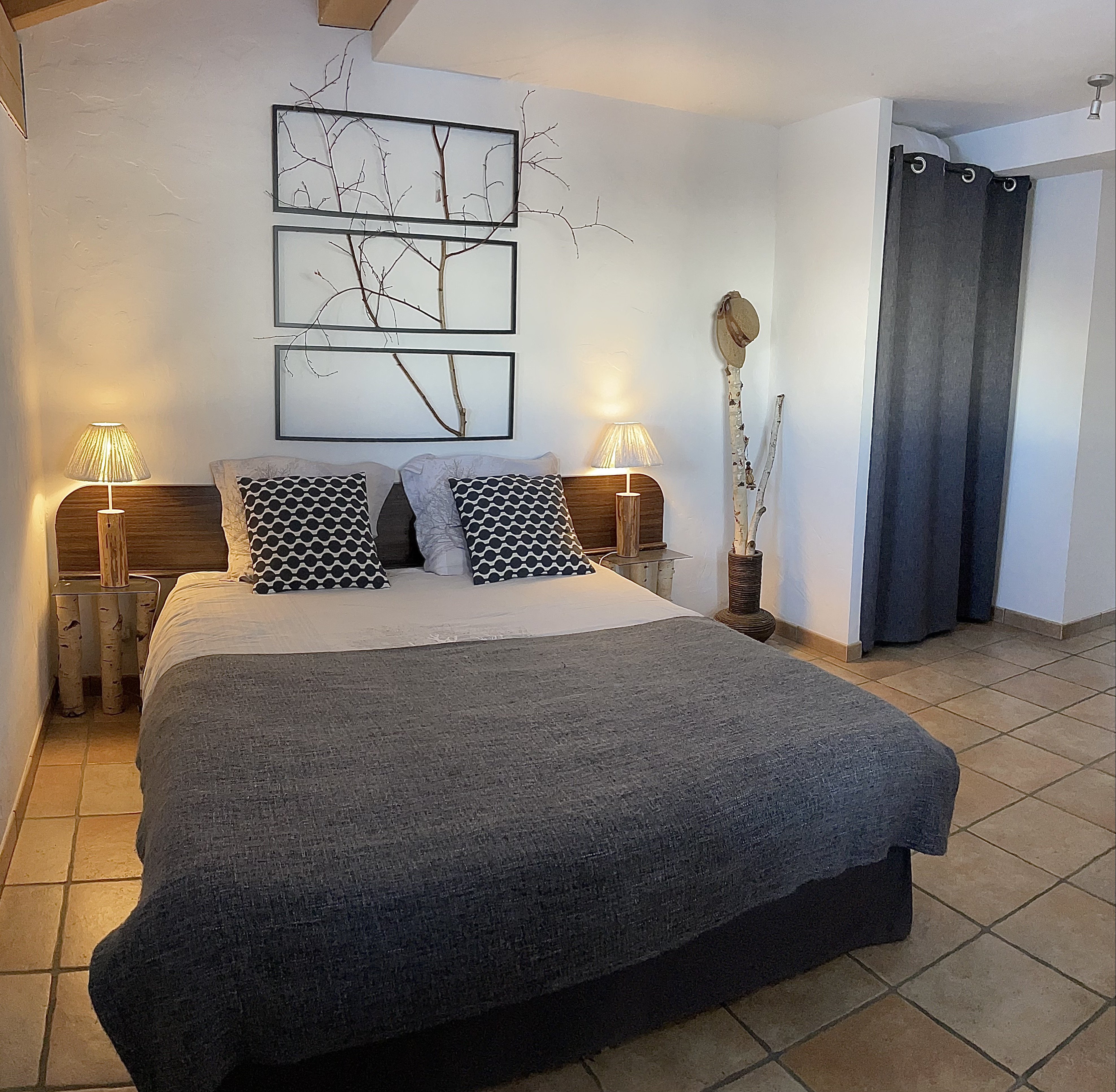 CHAMBRE 1
lit 160cm