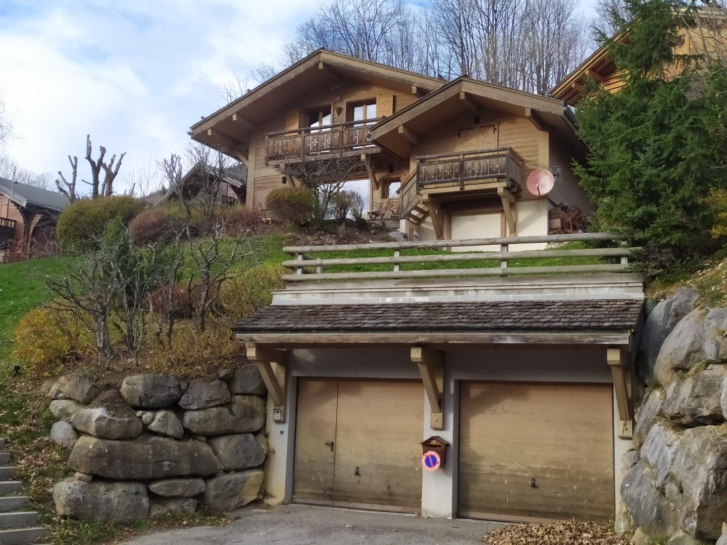 Le Chalet avec les garages (accès intérieur)